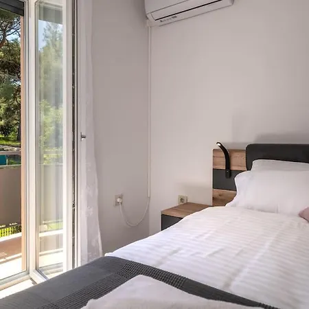 Willa Casa Ada By Briskva