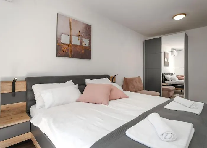 Casa Ada By Briskva Villa