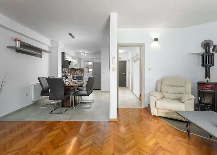 Casa Ada By Briskva פורץ