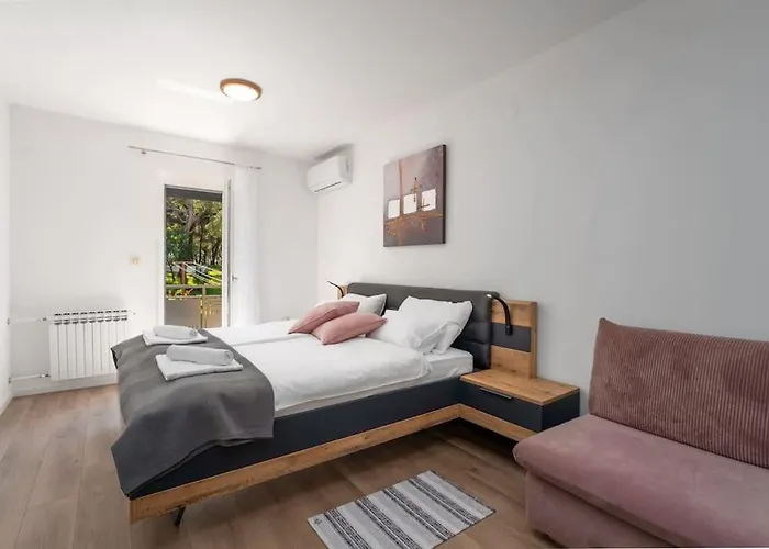 Casa Ada By Briskva וילה *