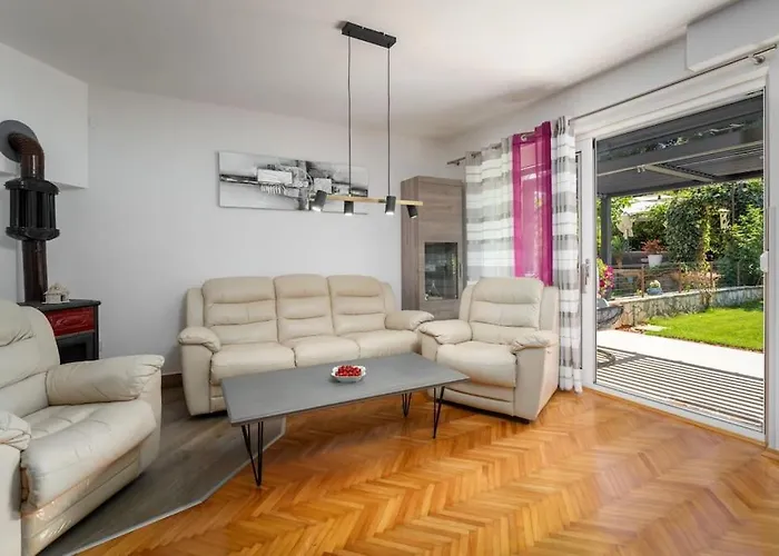 Casa Ada By Briskva וילה פורץ